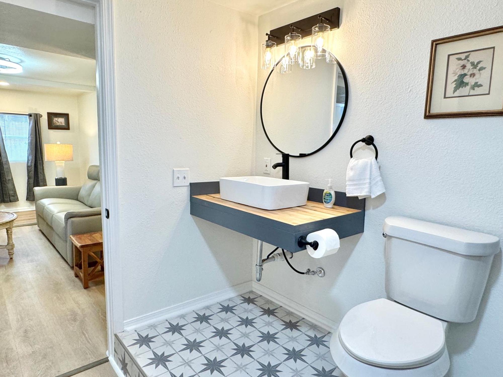 Upgraded Suite - Easy Access To Uptown #N29 Oklahoma City Luaran gambar