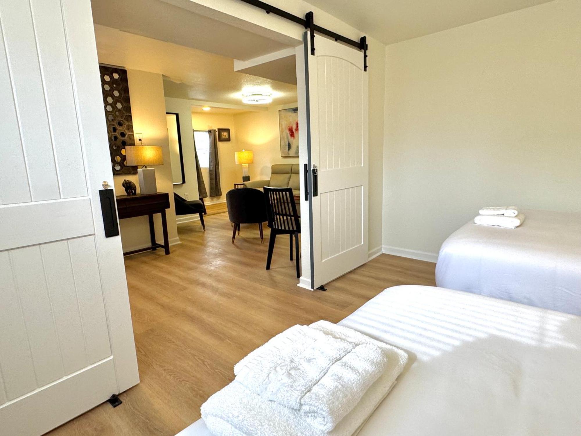 Upgraded Suite - Easy Access To Uptown #N29 Oklahoma City Luaran gambar