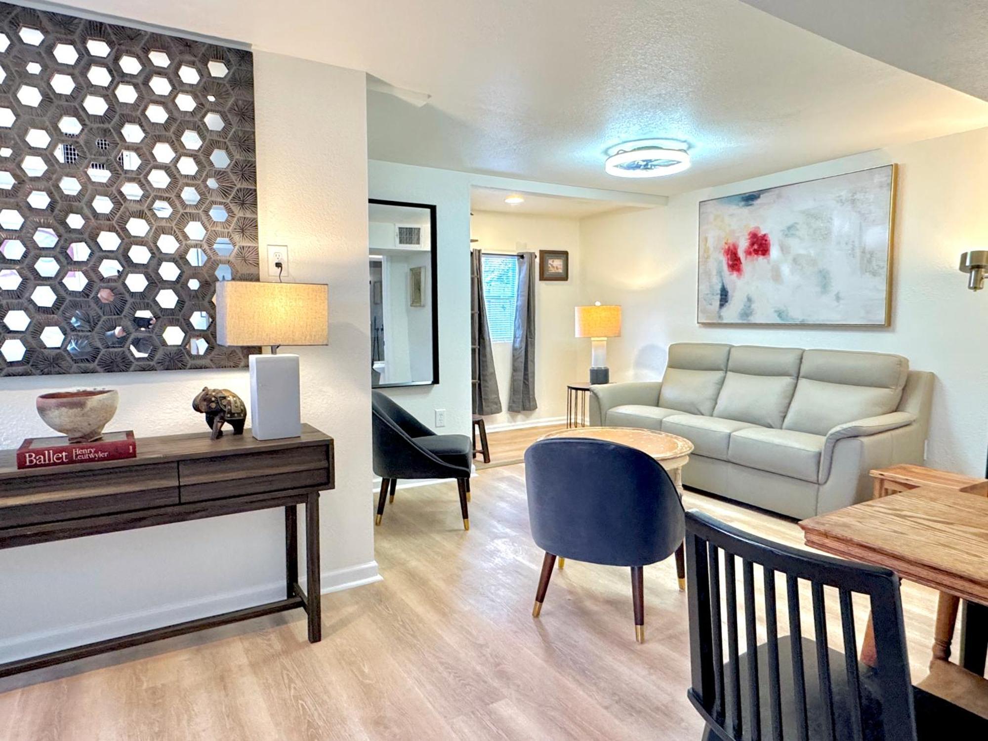 Upgraded Suite - Easy Access To Uptown #N29 Oklahoma City Luaran gambar